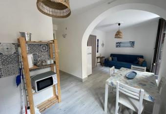 Tampasiando allows 18 year olds to book a room