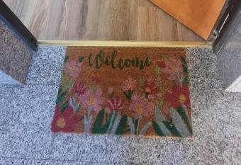 Apartment 116 allows 18 year olds to book a room