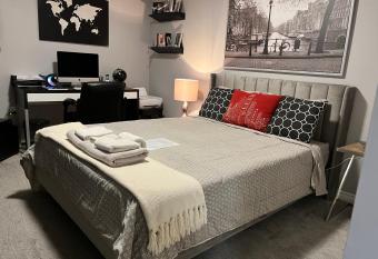 A&D's Downtown Condo has Balcony rooms