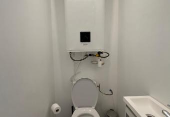 Appartement (3), 4 personnes A  roport Marseille has Balcony rooms