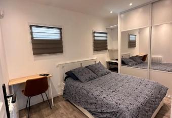 Maison F2 jardin et parking has Balcony rooms