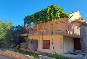 Apartman Greba  tica has Balcony rooms