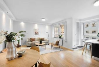 Nydelig leilighet p   Nordnes: sentral og romslig! has Balcony rooms