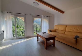 3 Pi  ces neuf 65 m   has Balcony rooms