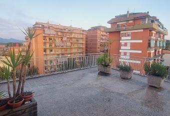 L Attico di Angie allows 18 year olds to book a room