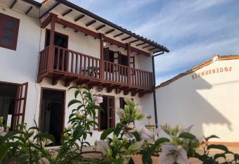 Rustico Hostel Barichara has Balcony rooms