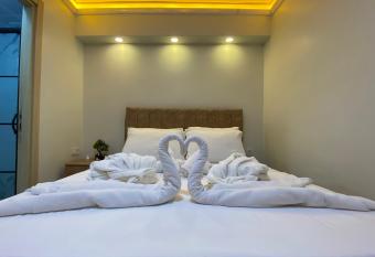 Stone house apart hotel has Balcony rooms