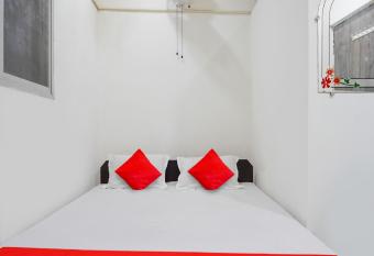 OYO Flagship Hotel Soni Palace & Lawn allows 18 year olds to book a room