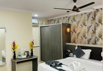 Swan Premium Luxury Rooms has Balcony rooms