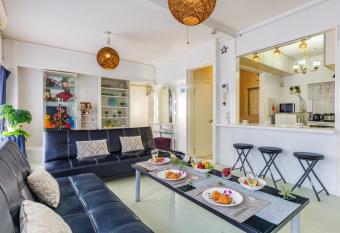 Haleakala Hotel has Balcony rooms