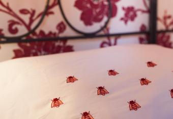 Vedetta Townhouse - camere e appartamenti nel centro storico by Be Vedetta allows 18 year olds to book a room