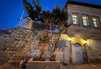 Ayten Han  m Kona     has Balcony rooms