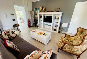 Casa Nettuno has Balcony rooms