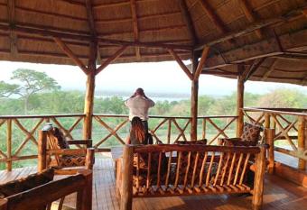 Elephant View Lodge has Balcony rooms