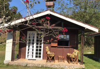 Chal   Hibisco Amarelo has Balcony rooms