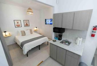 Comfortable vacation apartments allows 18 year olds to book a room