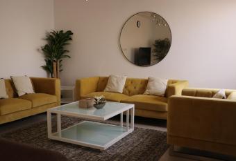 Amazing Al Fay Villa has Balcony rooms