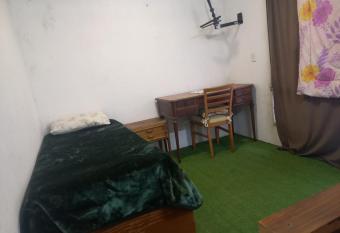 Ba  era Dos Amplios cuartos Aire Acondicionado Maldonado Punta has Balcony rooms