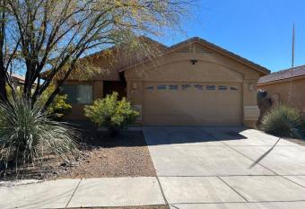 Lady T's Serenity Getaway Near Tus Airpo allows 18 year olds to book a room