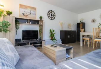 Suite 2 chambres-Terrasse - parking - BED AND COFFEE has Balcony rooms