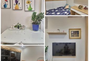 BOBOHOMESTAYS1.051N+ has Balcony rooms