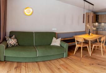 Biohof Oberwerkstatt has Balcony rooms