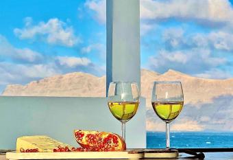 Canaryislandshost l The Surfers has Balcony rooms