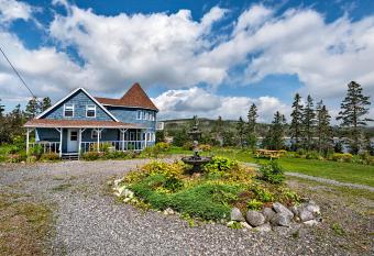 Nova Scotia Grover s Cove Seaside Cottages has Balcony rooms