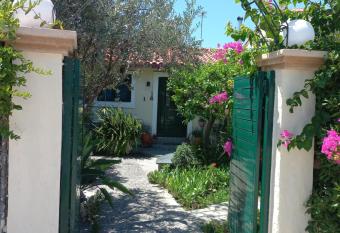 Arhontiko Kastelorizia has Balcony rooms