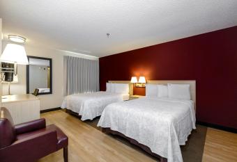 Red Roof Inn Plus + Gainesville allows 18 year olds to book a room