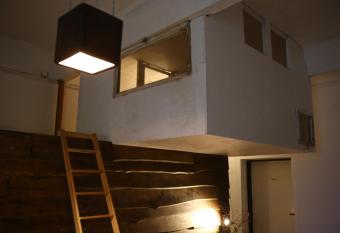 Einzigartige 140m   gro  e Loft - am Spree!! has Smoking rooms