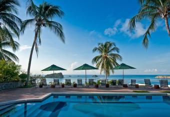 Hotel Costa Verde allows 18 year olds to book a room