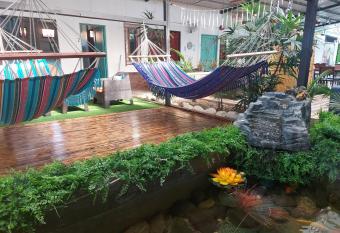 Tucan Hotel allows 18 year olds to book a room