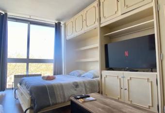 Appartement - Carcassonne Centre allows 18 year olds to book a room