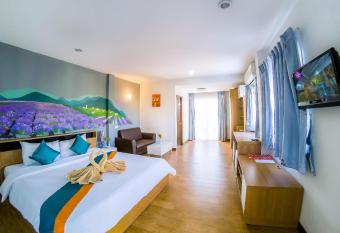 Le Nara Residence allows 18 year olds to book a room