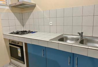 Le Prunier has Balcony rooms