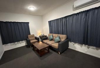 Corner Oasis Suites has rooms with a private hot tub