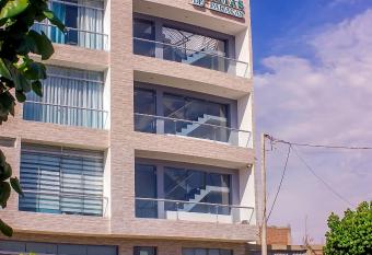 LAS GAVIOTAS DE PARACAS has Balcony rooms