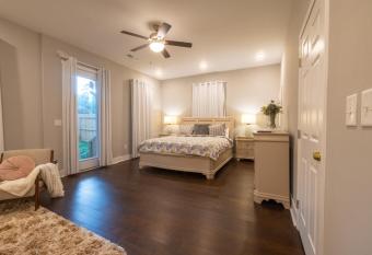 Cozy room and private bathroom allows 18 year olds to book a room