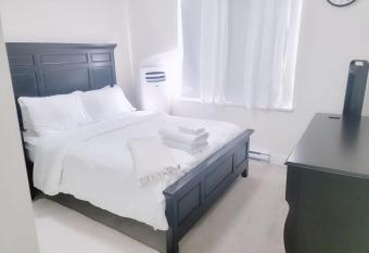 Private Room and Washroom - Delta, BC (2 min from Walmart) allows 18 year olds to book a room