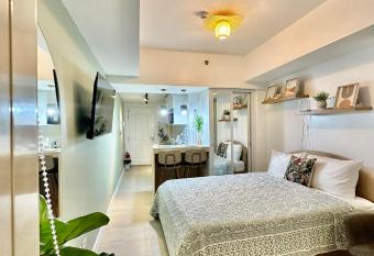 Haven Studio Unit has Balcony rooms