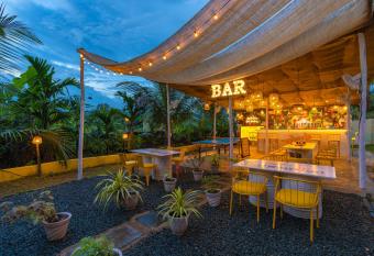 Whoopers Party Hostel, Palolem allows 18 year olds to book a room