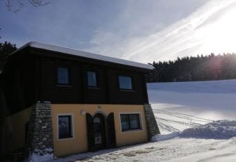 Ferienwohnung Angerlgut has Balcony rooms