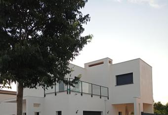 villa bord de mer meva has Balcony rooms