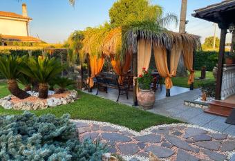 Oasi Rubino has Balcony rooms