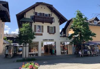 Ferienwohnung Max 2 has Balcony rooms