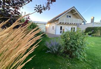 Haus am See mit Privatstrand, Kamin und Sauna has Balcony rooms