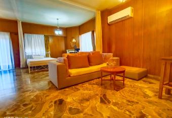                           has rooms with a private hot tub