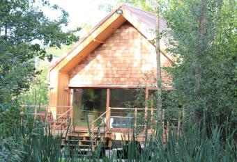 Entre mare et ch  ne has Balcony rooms