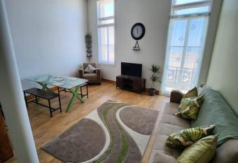 Imperial House Sea View Margate has Balcony rooms